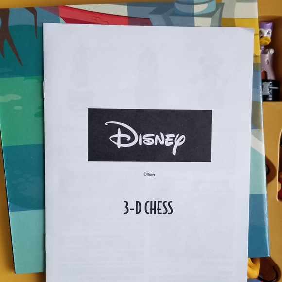 Disney Rare Mickey Mouse Chess Set - Tin Box - Picture 4 of 4